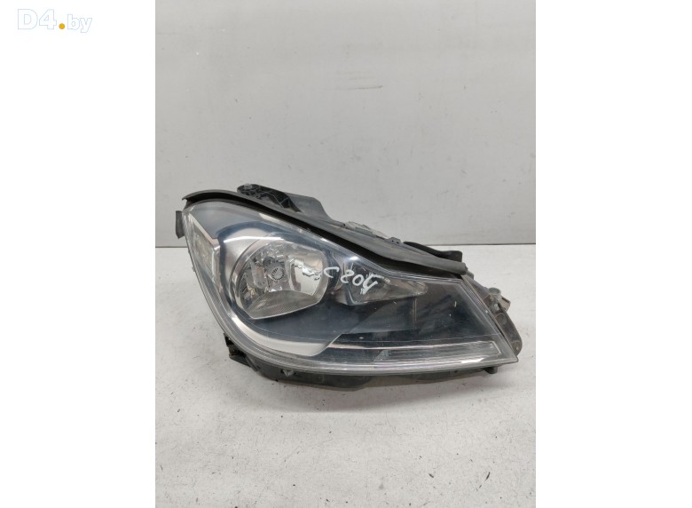 Фара правая к Mercedes CW204 undefined г.