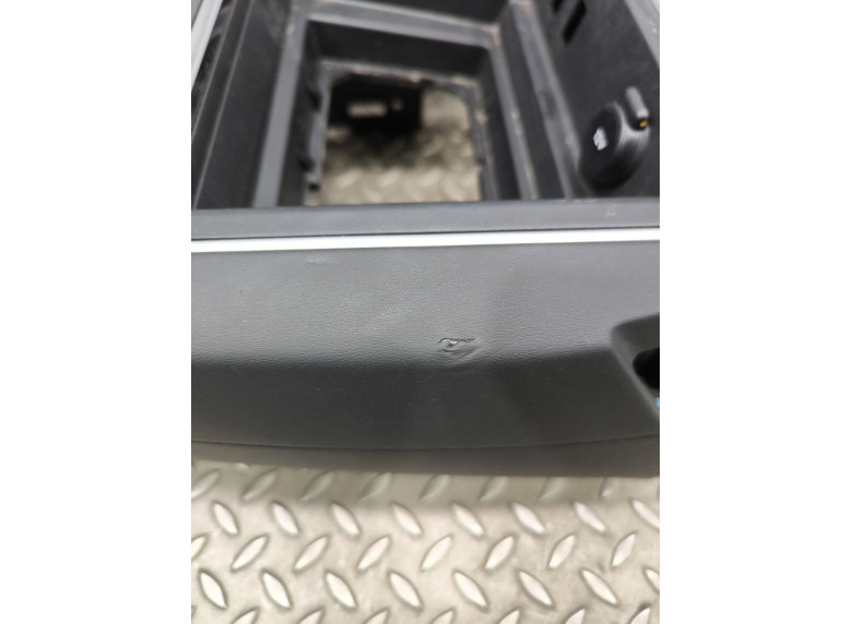 Консоль салона (кулисная часть) к Citroen C5 Aircross, 2022г.