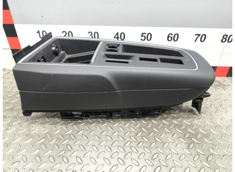 Консоль салона (кулисная часть) к Citroen C5 Aircross, 2022г.