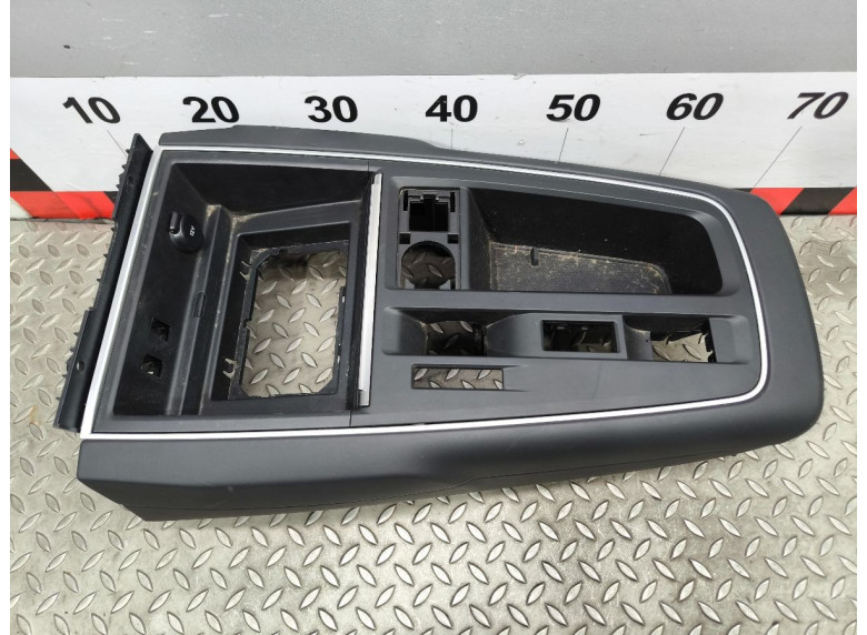 Консоль салона (кулисная часть) к Citroen C5 Aircross, 2022г.