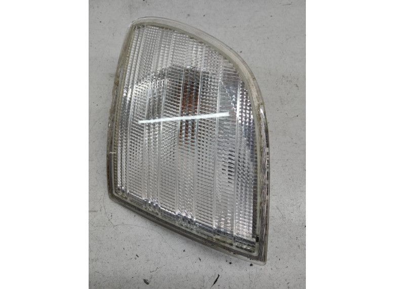 Поворотник левый к Mercedes Vito, 1999г.