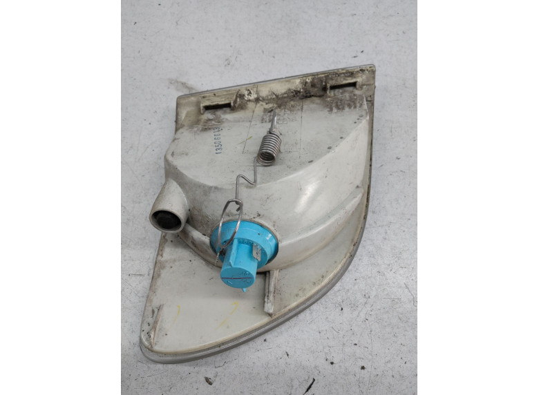 Поворотник левый к Mercedes Vito, 1999г.