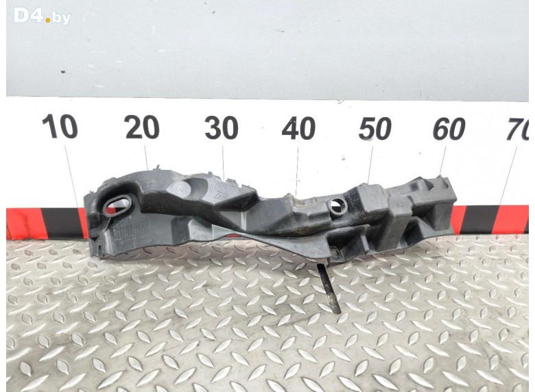 Крепление фары правой к Renault Laguna undefined г.