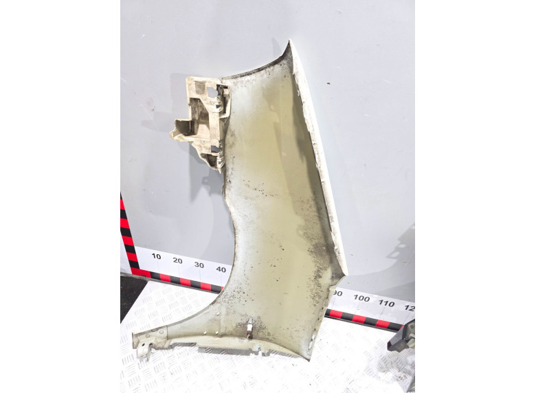 Крыло переднее правое к Citroen Jumpy, 2001г.