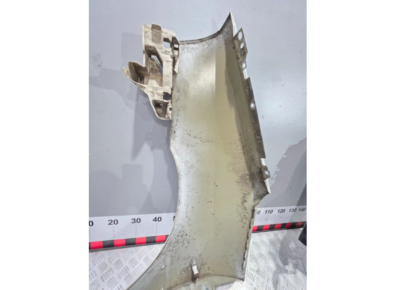 Крыло переднее правое к Citroen Jumpy, 2001г.