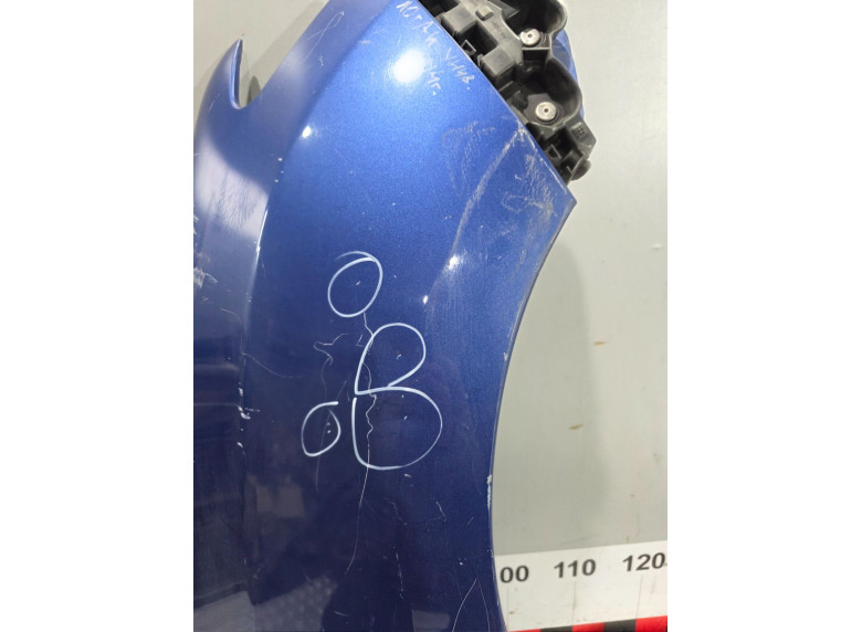 Крыло переднее правое к Dacia Logan MCV Stepway, 2014г.