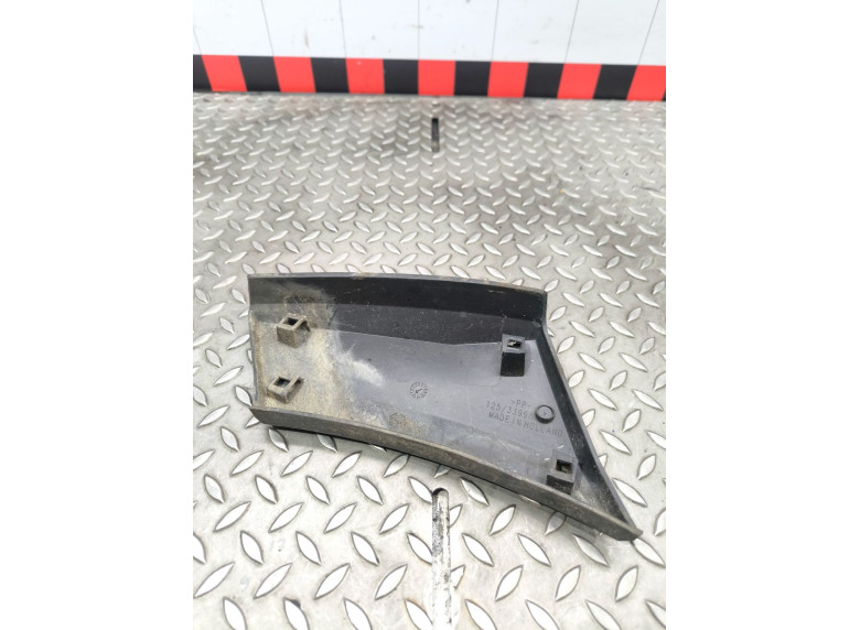 Молдинг крыла переднего левого к Mercedes Sprinter, 2009г.