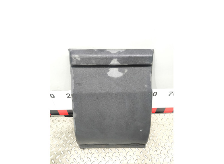 Молдинг (накладка кузовная) к Iveco Daily, 2006г.