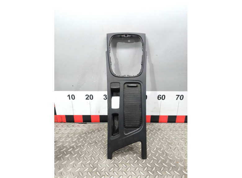 Консоль салона (кулисная часть) к Renault Megane, 2019г.