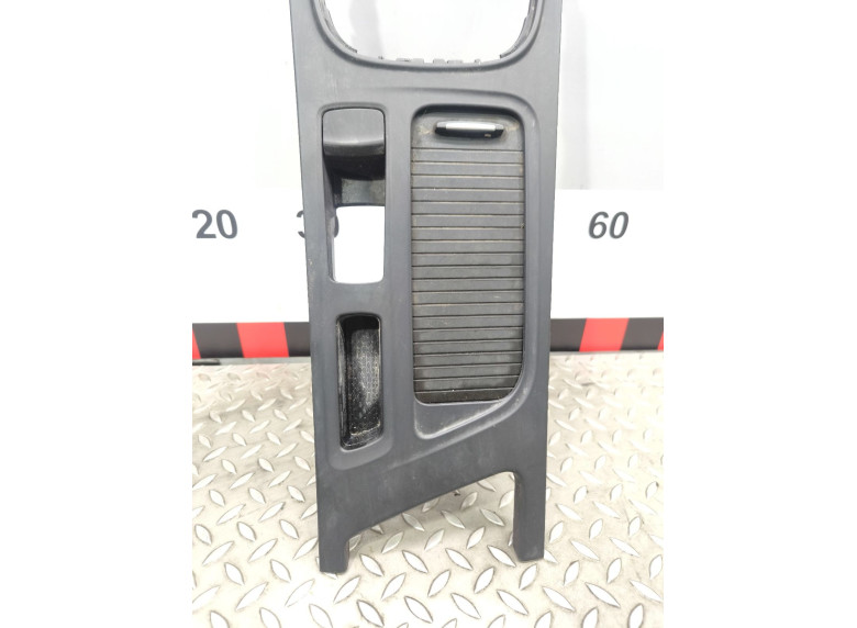 Консоль салона (кулисная часть) к Renault Megane, 2019г.