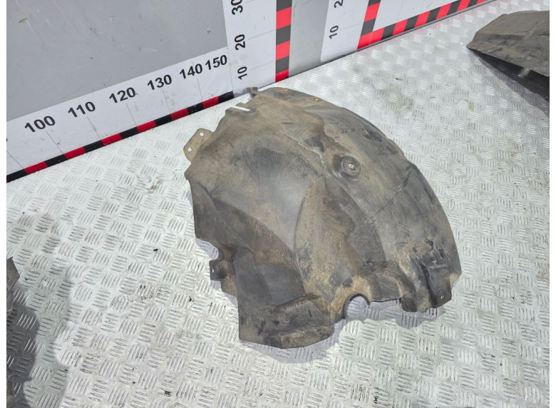 Защита арок передняя левая (подкрылок) к Mercedes Sprinter, 2009г.