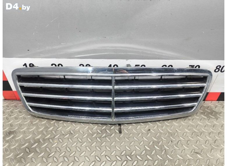 Решетка радиатора к Mercedes CW203 undefined г.