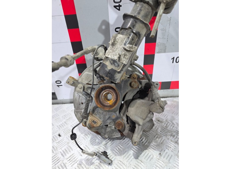 Кулак поворотный левый к Кулак поворотный левый к Peugeot 3008 undefined г. 3008