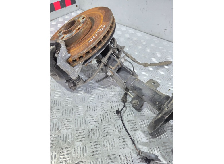 Кулак поворотный правый к Кулак поворотный правый к Peugeot 3008 undefined г. 3008