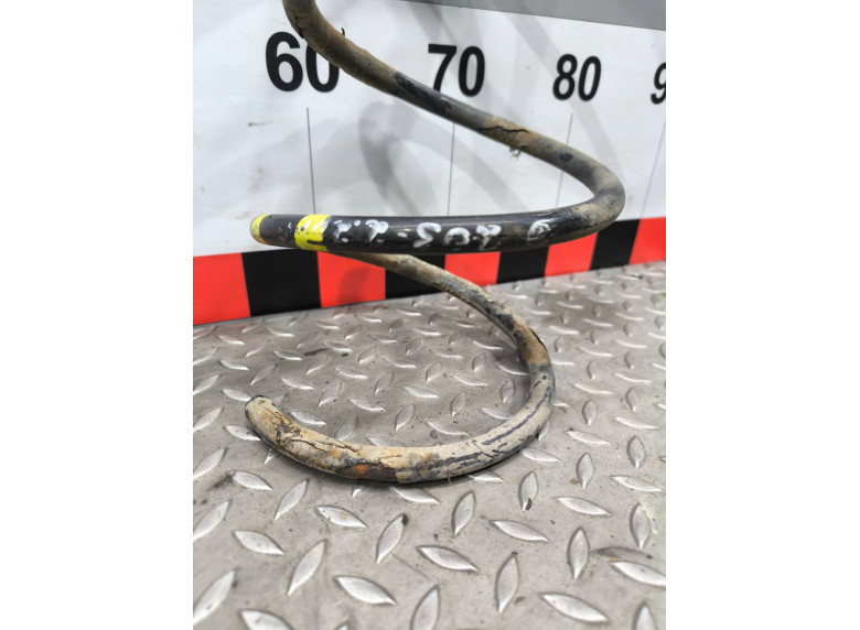 Пружина передняя к Mercedes C W203, 2002г.