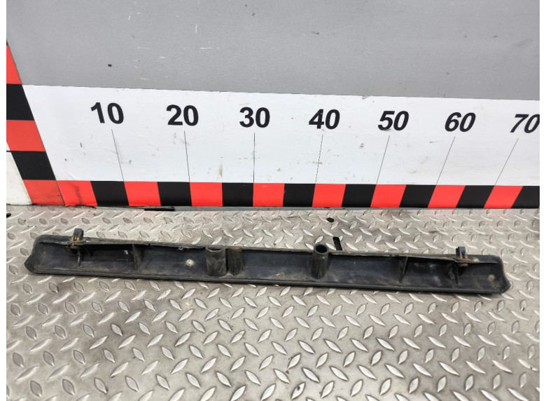 Накладка подсветки номера к Volkswagen Transporter, 1997г.