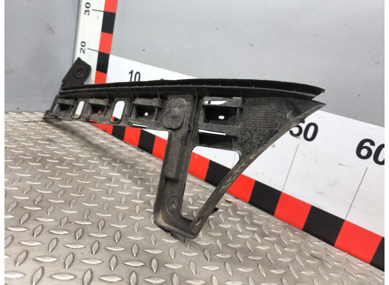 Кронштейн крепления бампера заднего к Volkswagen Passat, 2007г.