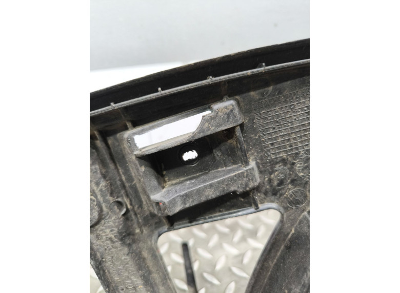 Кронштейн крепления бампера заднего к Volkswagen Passat, 2007г.