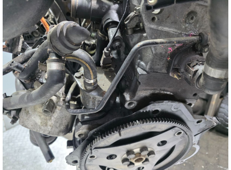 Масляная трубка турбины к Volkswagen Passat, 1998г.