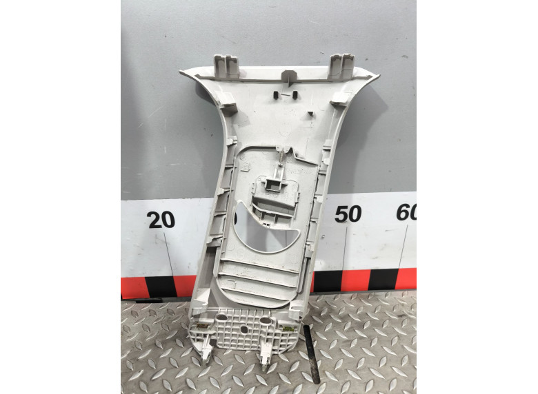 Обшивка стойки центральной левой к Renault Megane, 2019г.