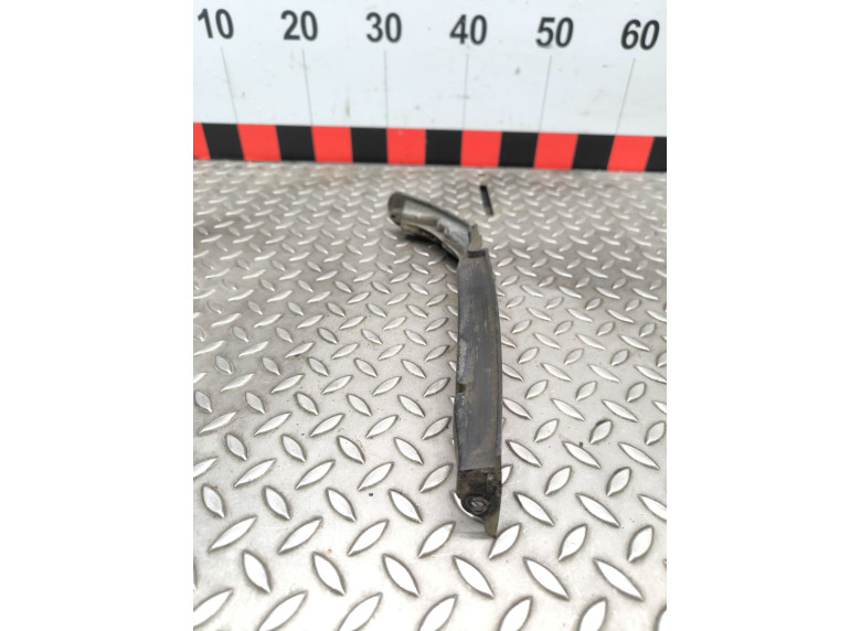 Кронштейн крепления бампера переднего к Volkswagen Passat, 2006г.