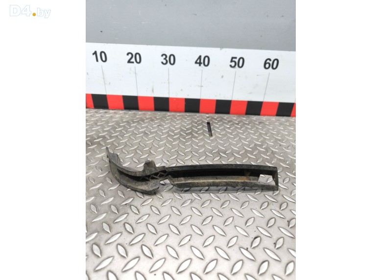 Кронштейн крепления бампера переднего к Volkswagen Passat undefined г.