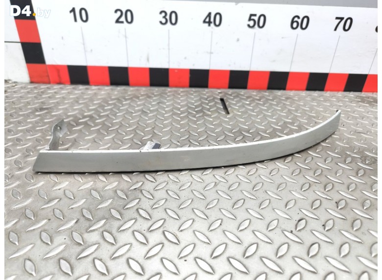 Ус под фару левый к Opel Omega undefined г.