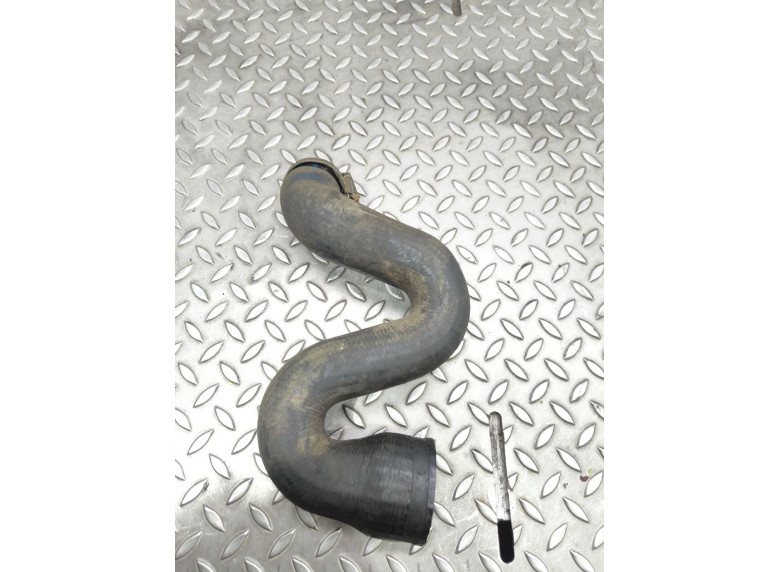 Патрубок интеркулера к Volkswagen Passat, 1999г.