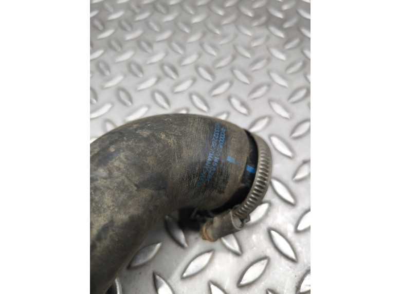 Патрубок интеркулера к Volkswagen Passat, 1999г.