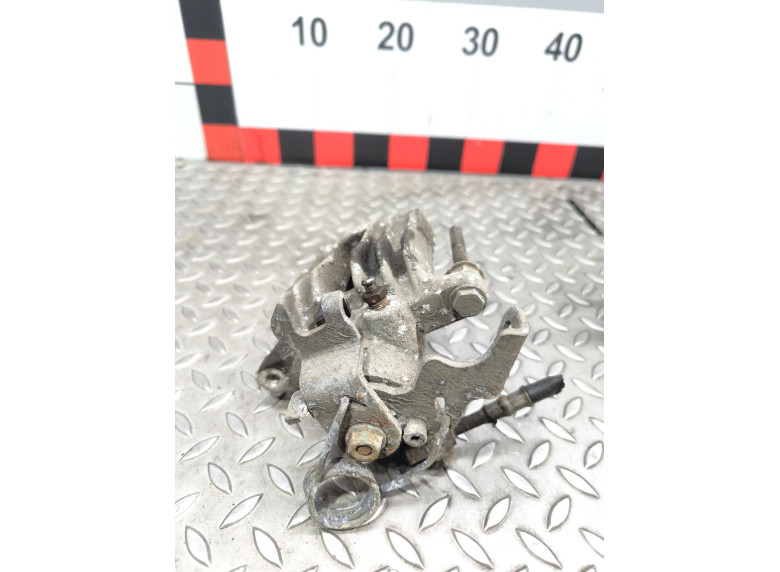 Суппорт задний левый к Volkswagen Passat, 2000г.