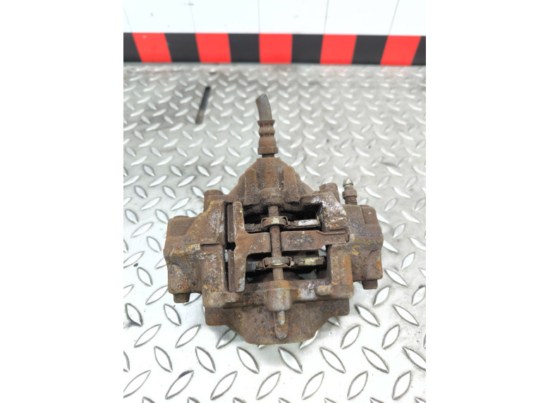 Суппорт задний правый к Mercedes C W203, 2003г.