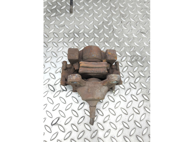 Суппорт задний правый к Mercedes C W203, 2003г.