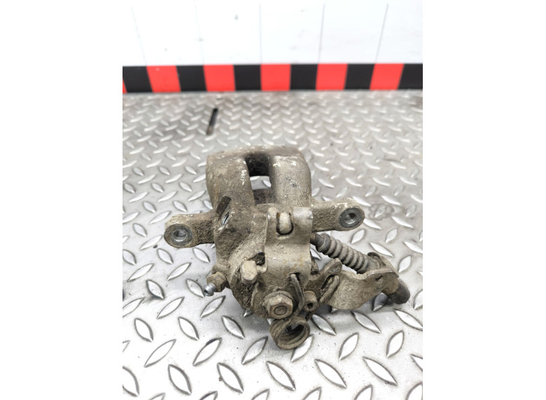 Суппорт задний правый к Opel Zafira, 2006г.