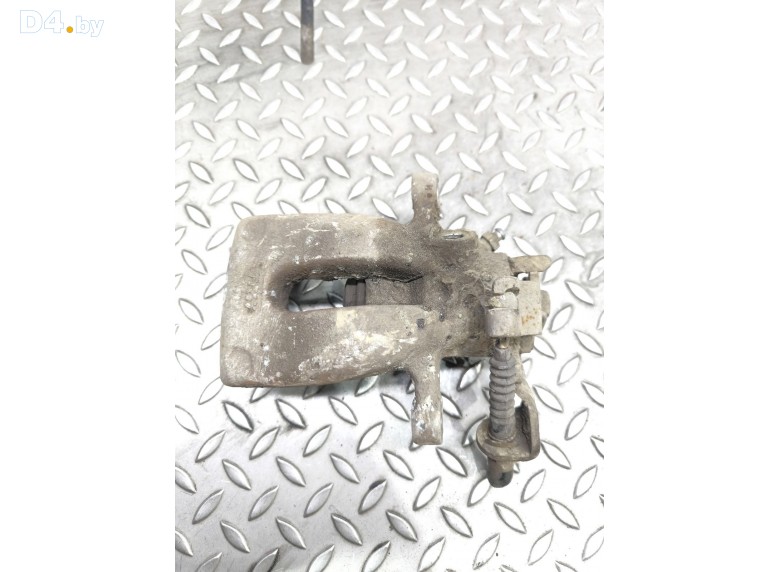 Суппорт задний левый к Opel Zafira undefined г.