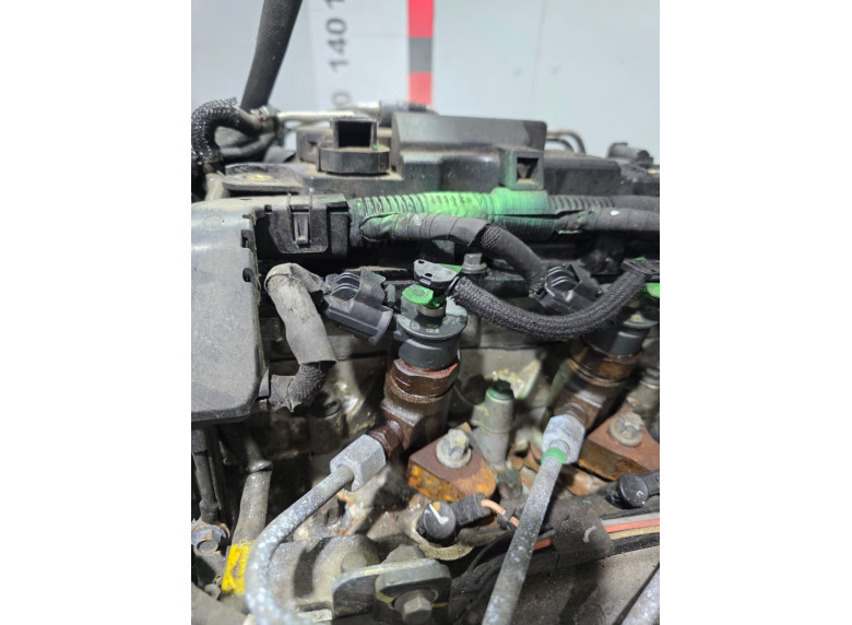 Форсунка к Peugeot 207, 2011г.