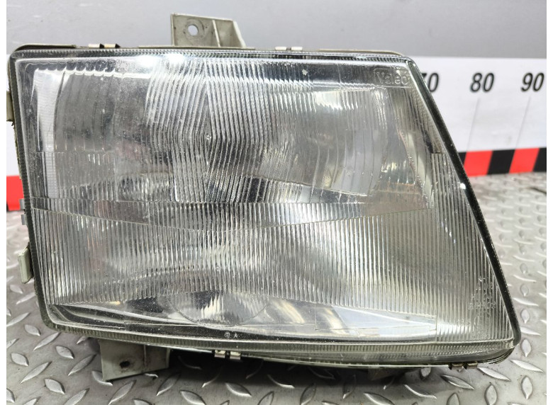 Фара правая к Mercedes Vito W638, 2001г.