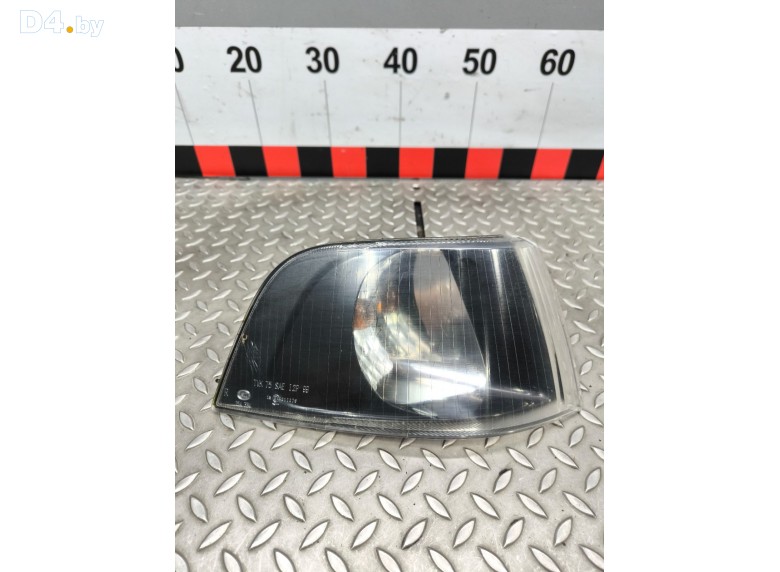 Поворотник правый к Volvo V40 undefined г.