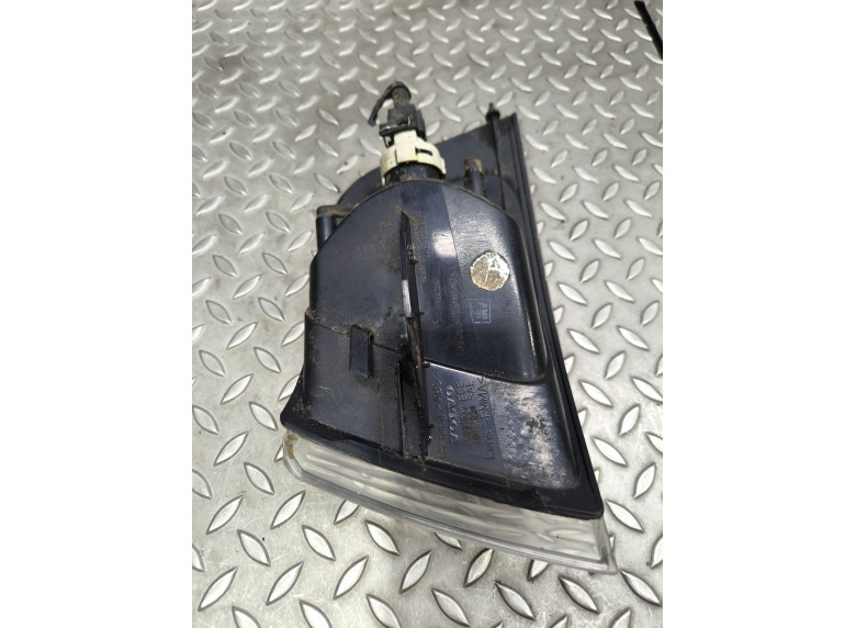 Поворотник правый к Поворотник правый к Volvo V40 undefined г. V40