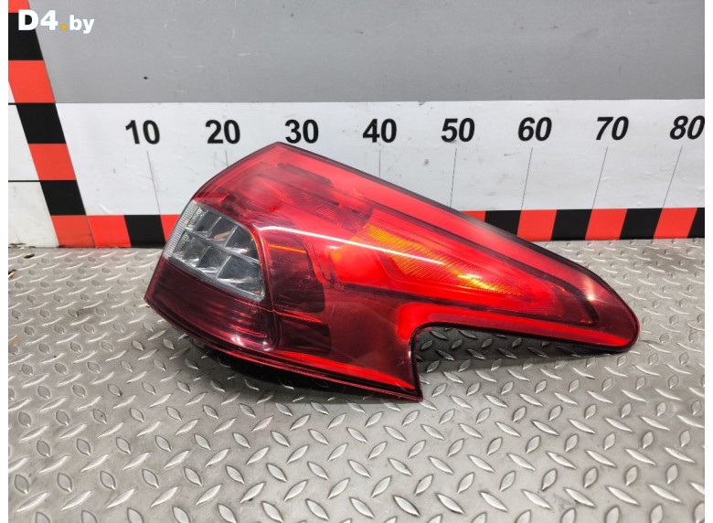 Фонарь задний правый к Citroen C5 undefined г.