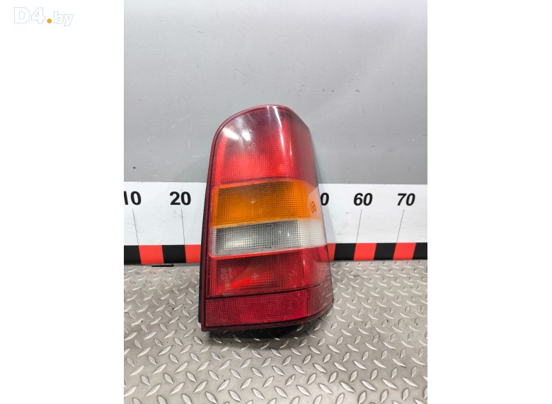 Фонарь задний правый к Mercedes VitoW638 undefined г.