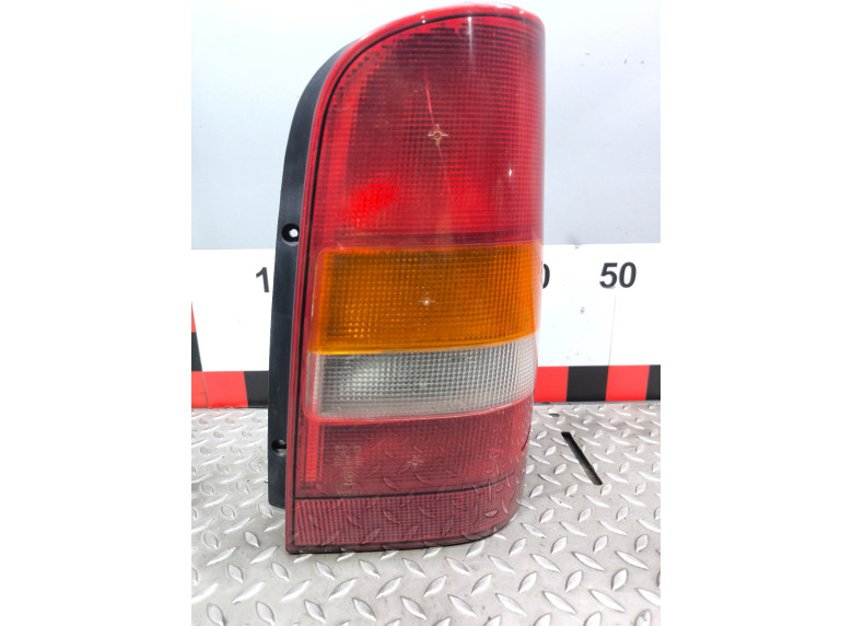 Фонарь задний правый к Mercedes Vito W638, 2002г.