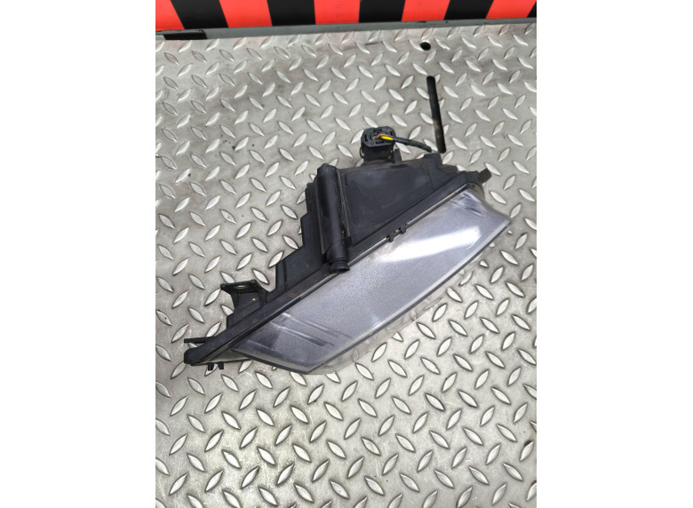 Фара противотуманная правая к BMW 1 E87/E81/E82/E88, 2008г.