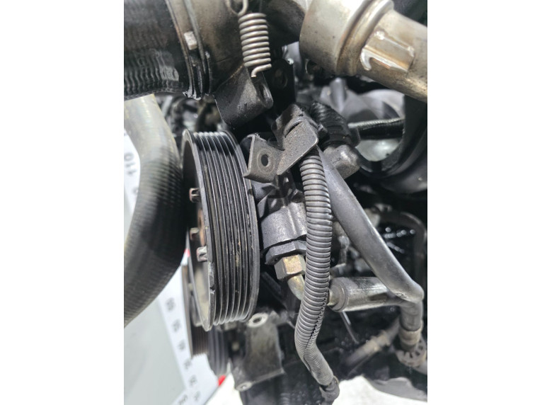 Насос гидроусилителя руля к Mercedes C W203, 2004г.