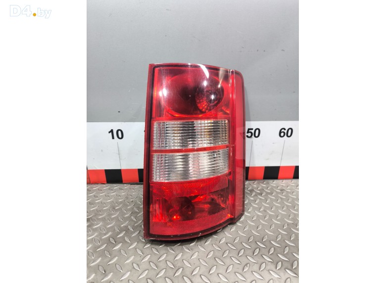 Фонарь задний правый к Chrysler Voyager undefined г.