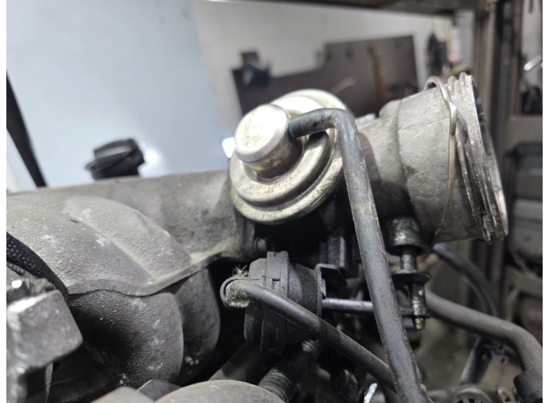 Клапан EGR к Volkswagen Touareg, 2004г.