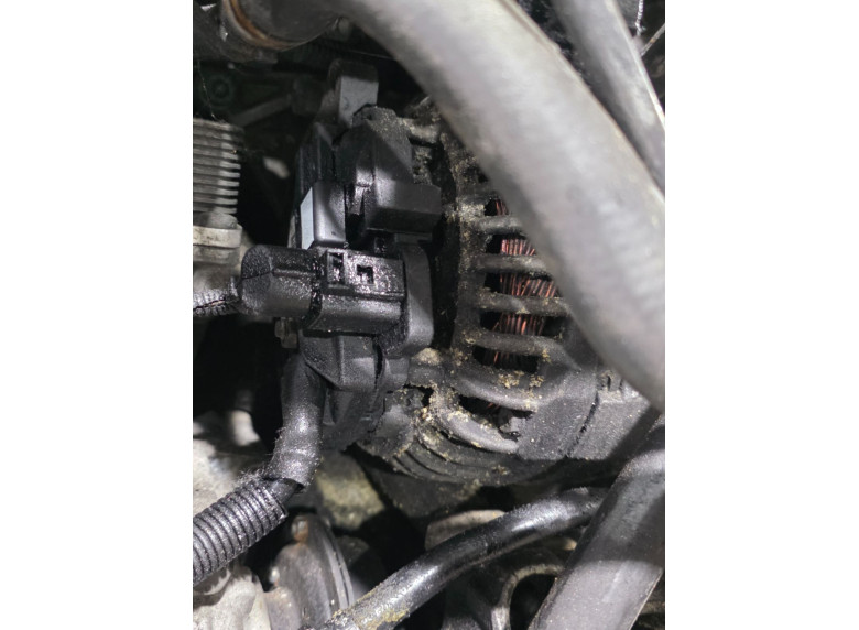 Генератор к Volkswagen Touareg, 2004г.