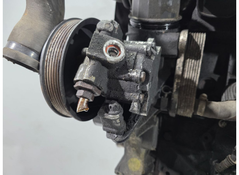 Насос гидроусилителя руля к Mercedes Vito W638, 2000г.