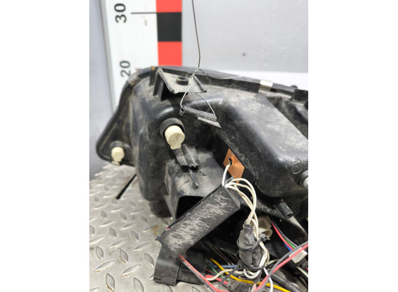 Фара передняя (комплект) к BMW 3 E90/E91/E92/E93, 2005г.