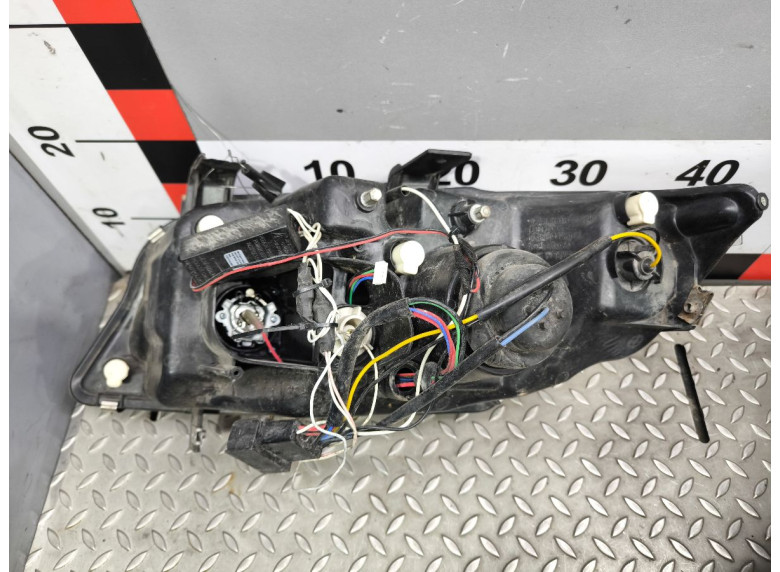 Фара передняя (комплект) к BMW 3 E90/E91/E92/E93, 2005г.