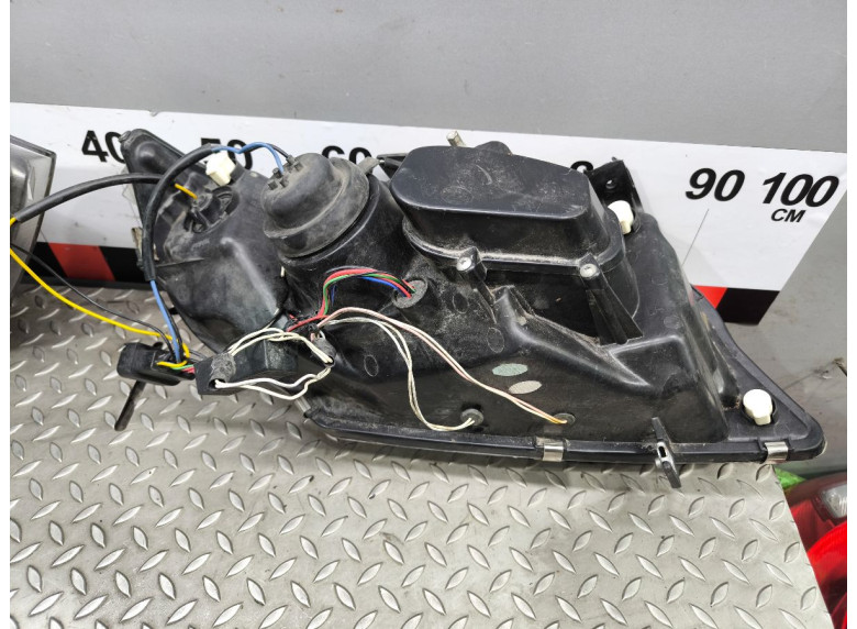 Фара передняя (комплект) к BMW 3 E90/E91/E92/E93, 2005г.